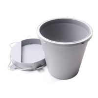 BEBEDOURO DE AVES EM BALDE PLASTICO CINZA 5,5 LITROS BEBEDOURO DE AVES EM BALDE PLASTICO CINZA 5,5 LITROS
