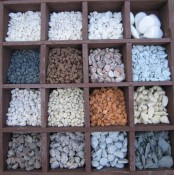 PEDRAS DECORATIVAS JARDIM