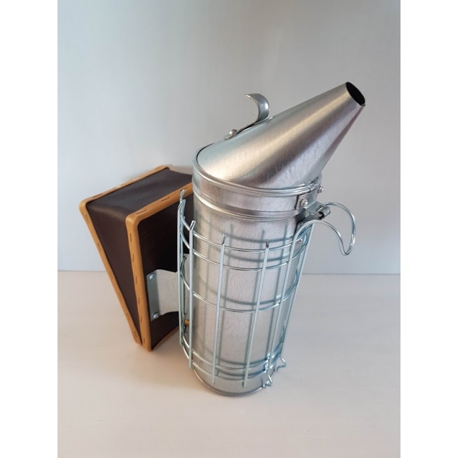 FUMIGADOR GIGANTE EM CHAPA GALVANIZADA COM PROTEÇÃO 10CM FUMIGADOR GIGANTE EM CHAPA GALVANIZADA COM PROTEÇÃO 10CM
