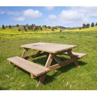 MESA DE PICNIC DE MADEIRA 180X160X70CM MESA DE PICNIC DE MADEIRA 180X160X70CM