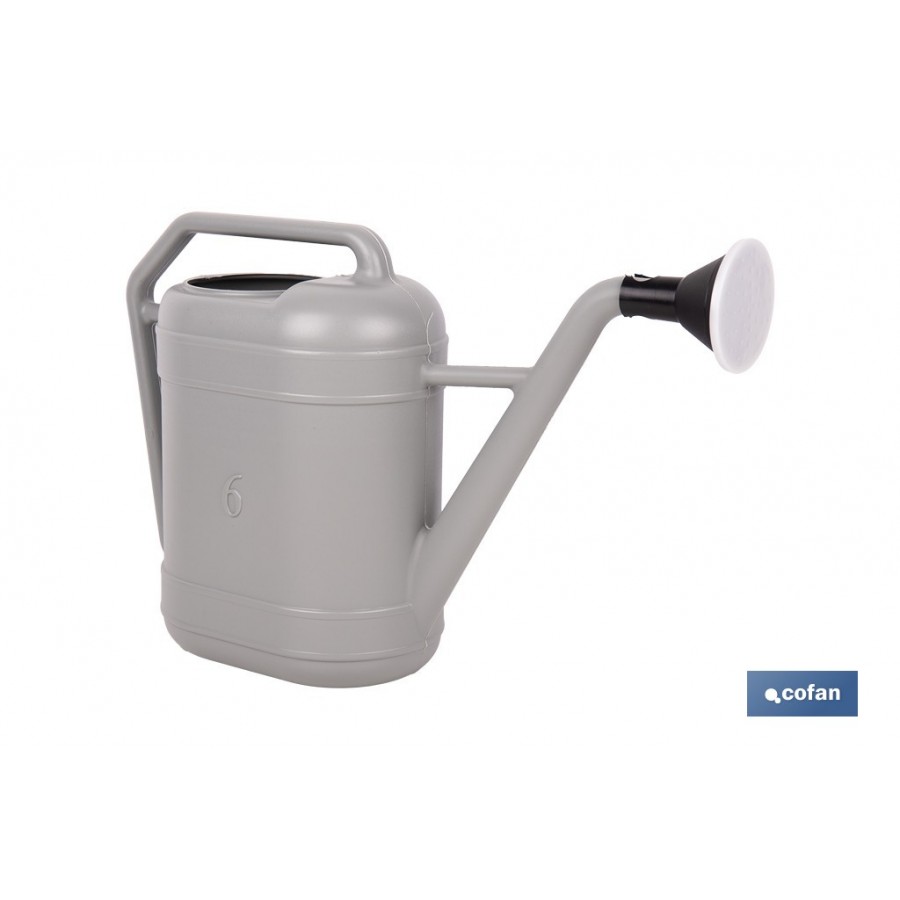REGADOR CINZENTO COM CABEÇA AMOVIVEL EM HDPE DE 6 LITROS REGADOR CINZENTO COM CABEÇA AMOVIVEL EM HDPE DE 6 LITROS