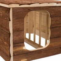 CASA HILKE EM MADEIRA COM PORTA FENO